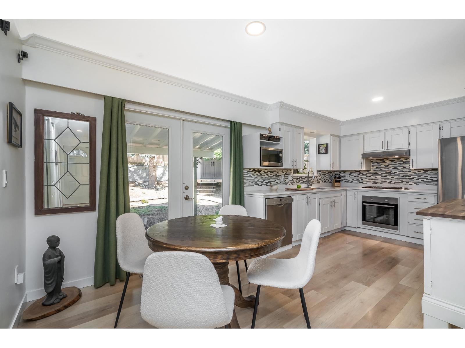 32495 Mcrae Avenue, Mission, British Columbia  V2V 2L6 - Photo 8 - R3092065