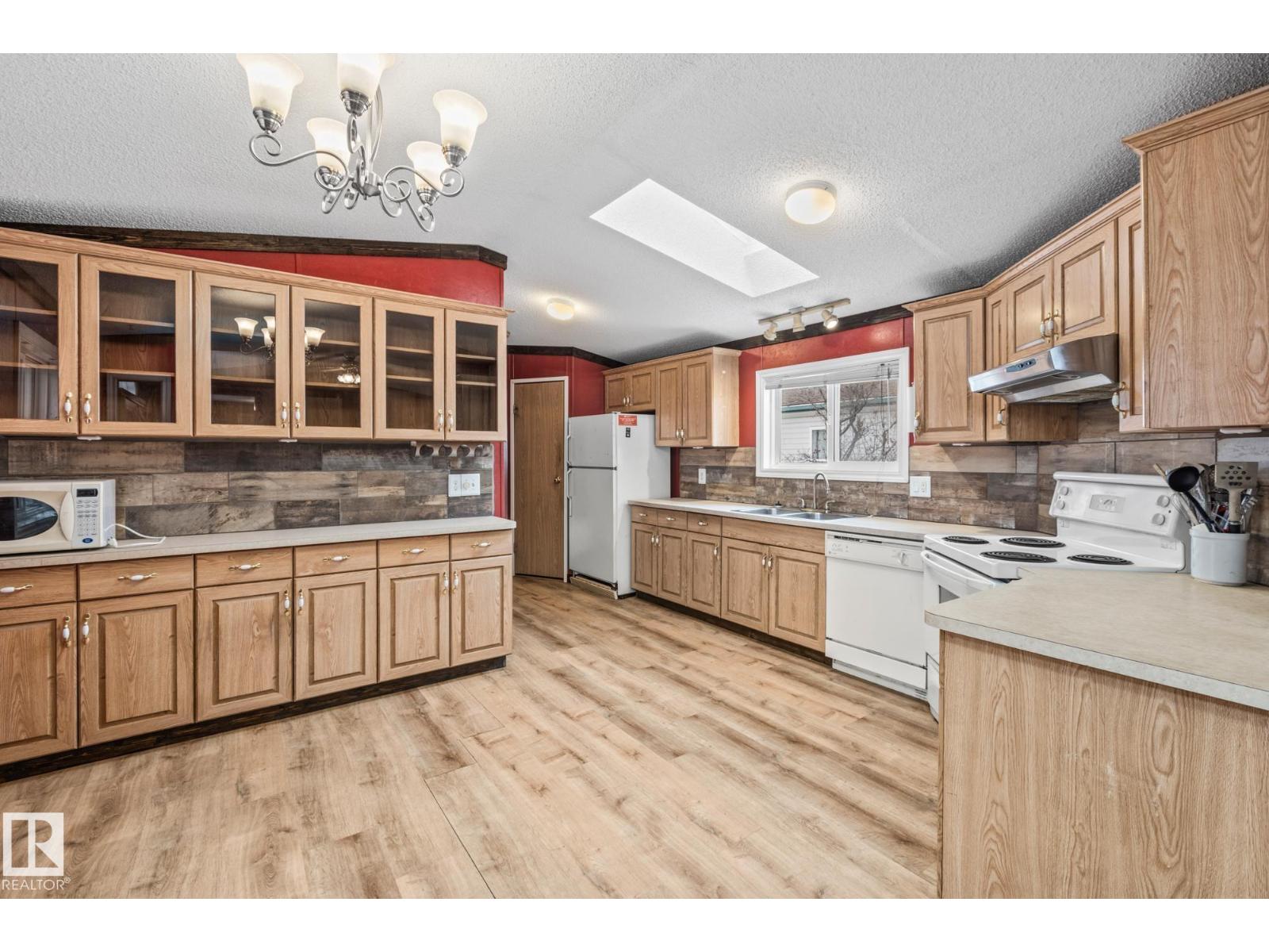 2863 Lakeside Close Nw, Edmonton, Alberta  T5S 1T5 - Photo 8 - E4478686