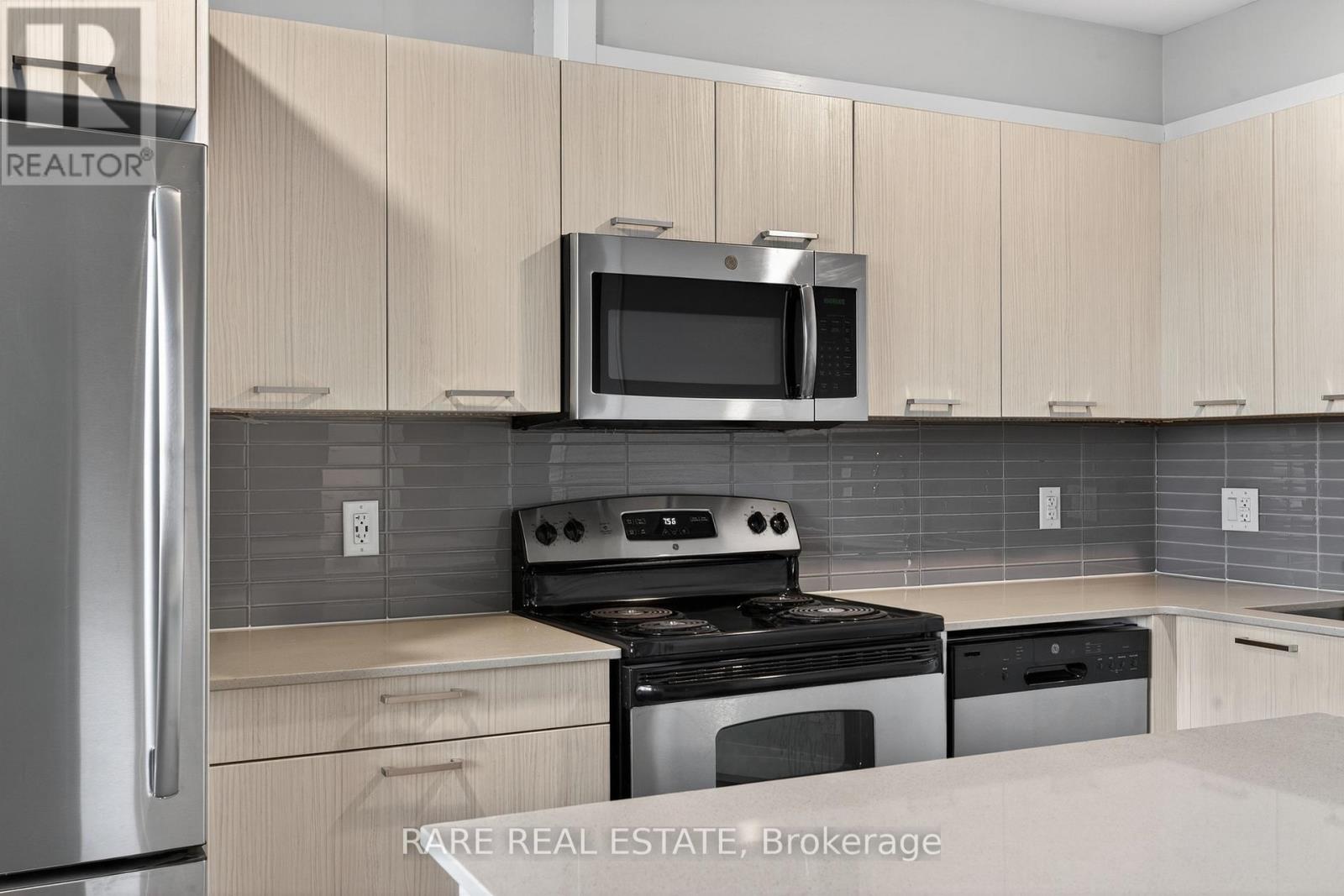 1202 - 4340 Bloor Street W, Toronto (Markland Wood), Ontario  M9C 2A6 - Photo 11 - W12909584