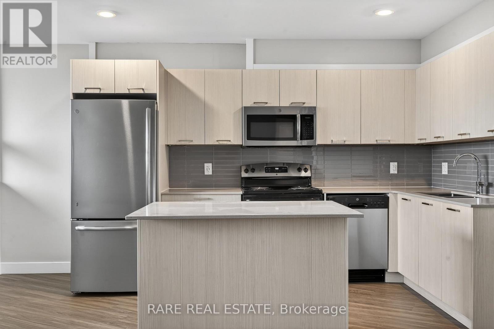 1202 - 4340 Bloor Street W, Toronto (Markland Wood), Ontario  M9C 2A6 - Photo 18 - W12909584