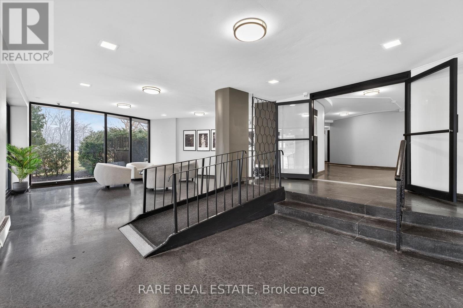 1202 - 4340 Bloor Street W, Toronto (Markland Wood), Ontario  M9C 2A6 - Photo 33 - W12909584