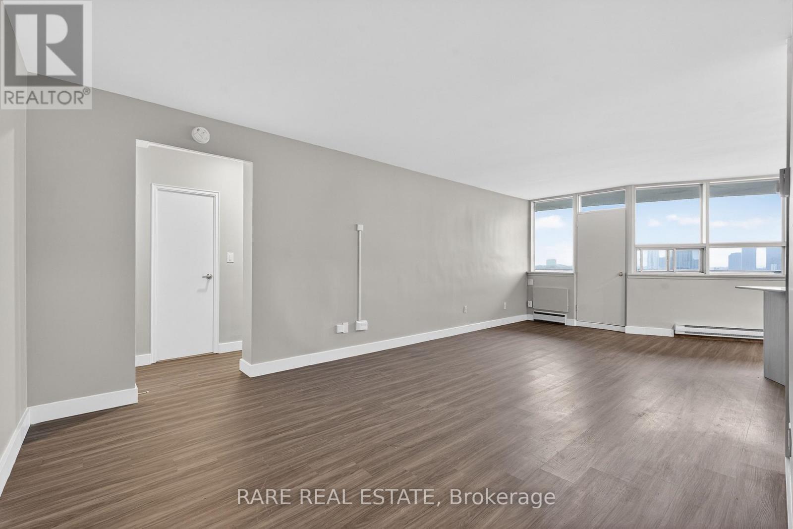 1202 - 4340 Bloor Street W, Toronto (Markland Wood), Ontario  M9C 2A6 - Photo 6 - W12909584