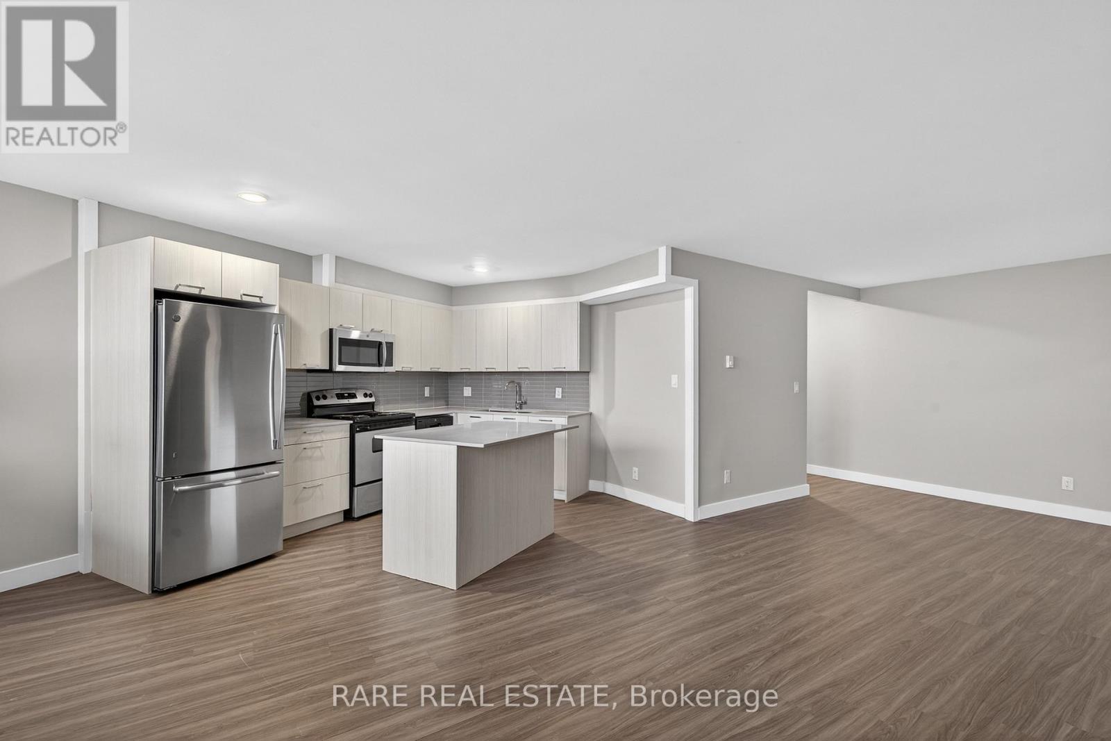 1202 - 4340 Bloor Street W, Toronto (Markland Wood), Ontario  M9C 2A6 - Photo 8 - W12909584