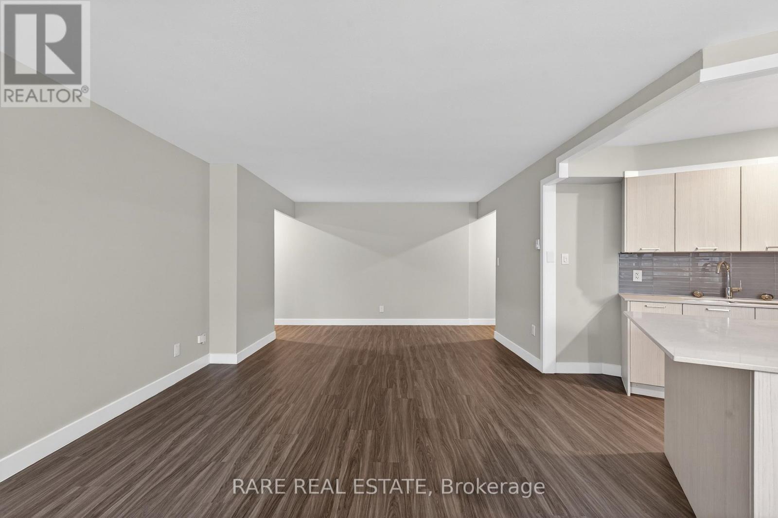 103 - 4340 Bloor Street W, Toronto (Markland Wood), Ontario  M9C 2A6 - Photo 11 - W12909588