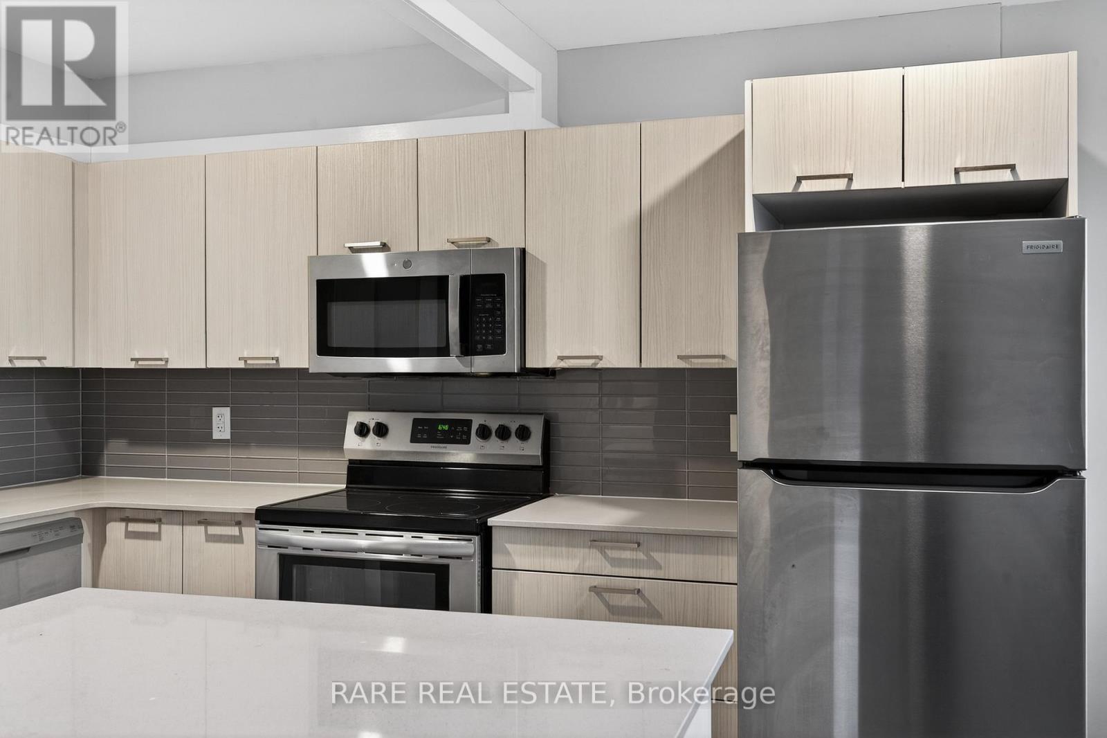 103 - 4340 Bloor Street W, Toronto (Markland Wood), Ontario  M9C 2A6 - Photo 13 - W12909588