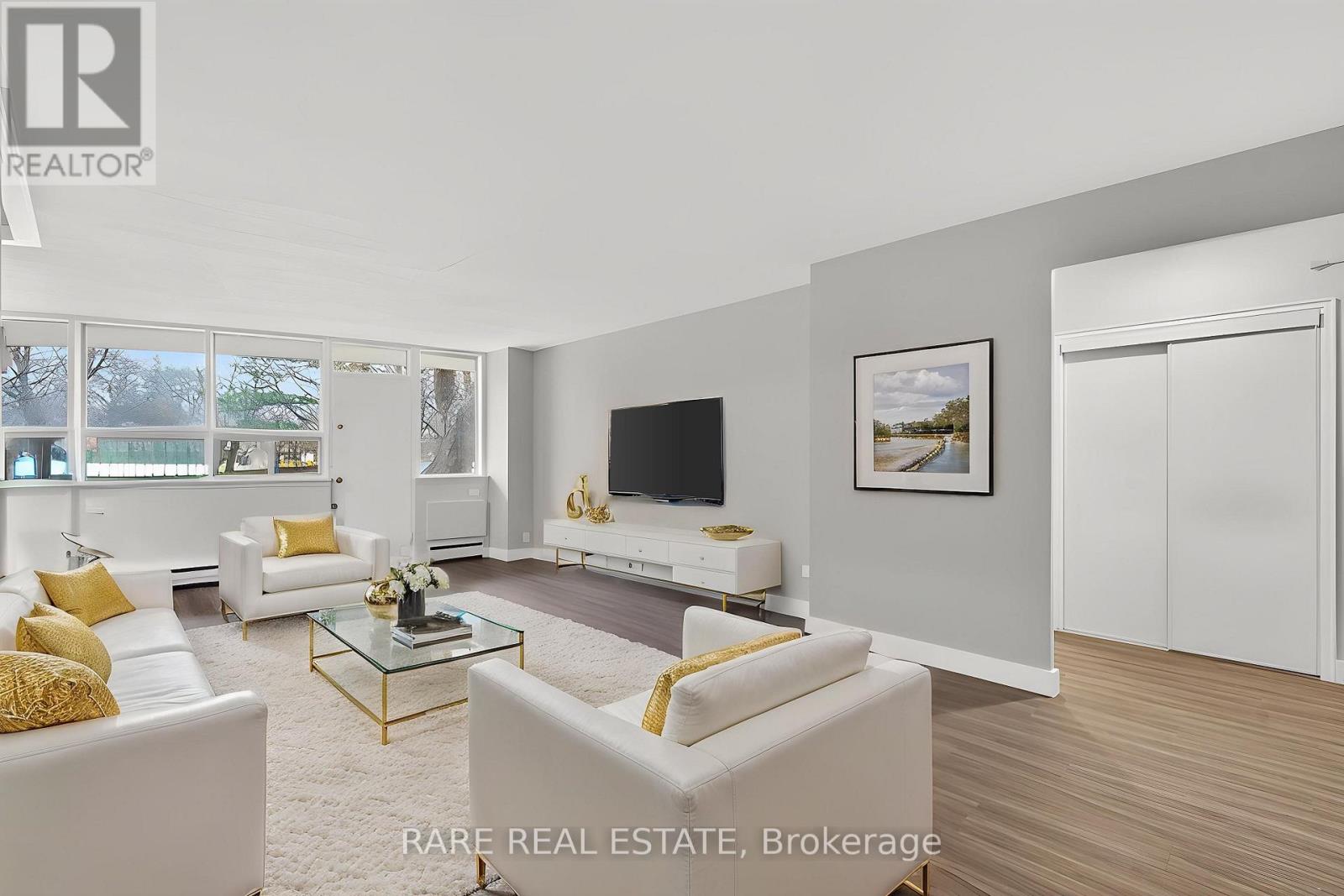 103 - 4340 Bloor Street W, Toronto (Markland Wood), Ontario  M9C 2A6 - Photo 3 - W12909588