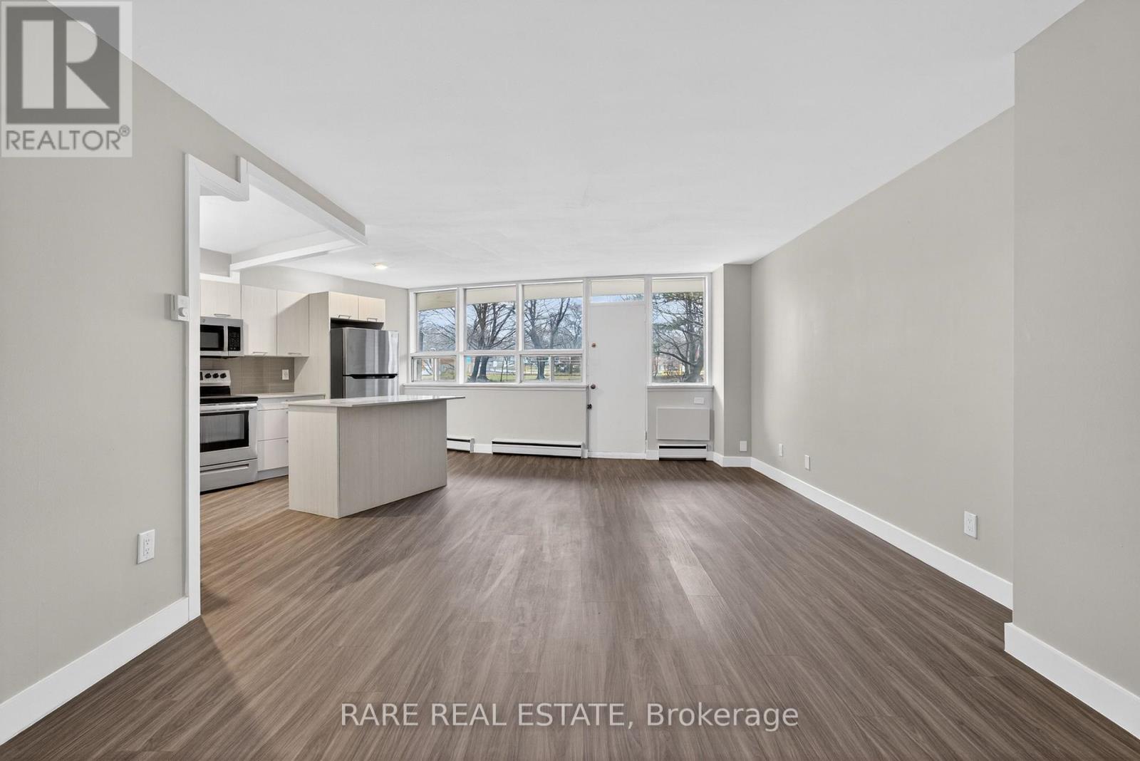 103 - 4340 Bloor Street W, Toronto (Markland Wood), Ontario  M9C 2A6 - Photo 4 - W12909588