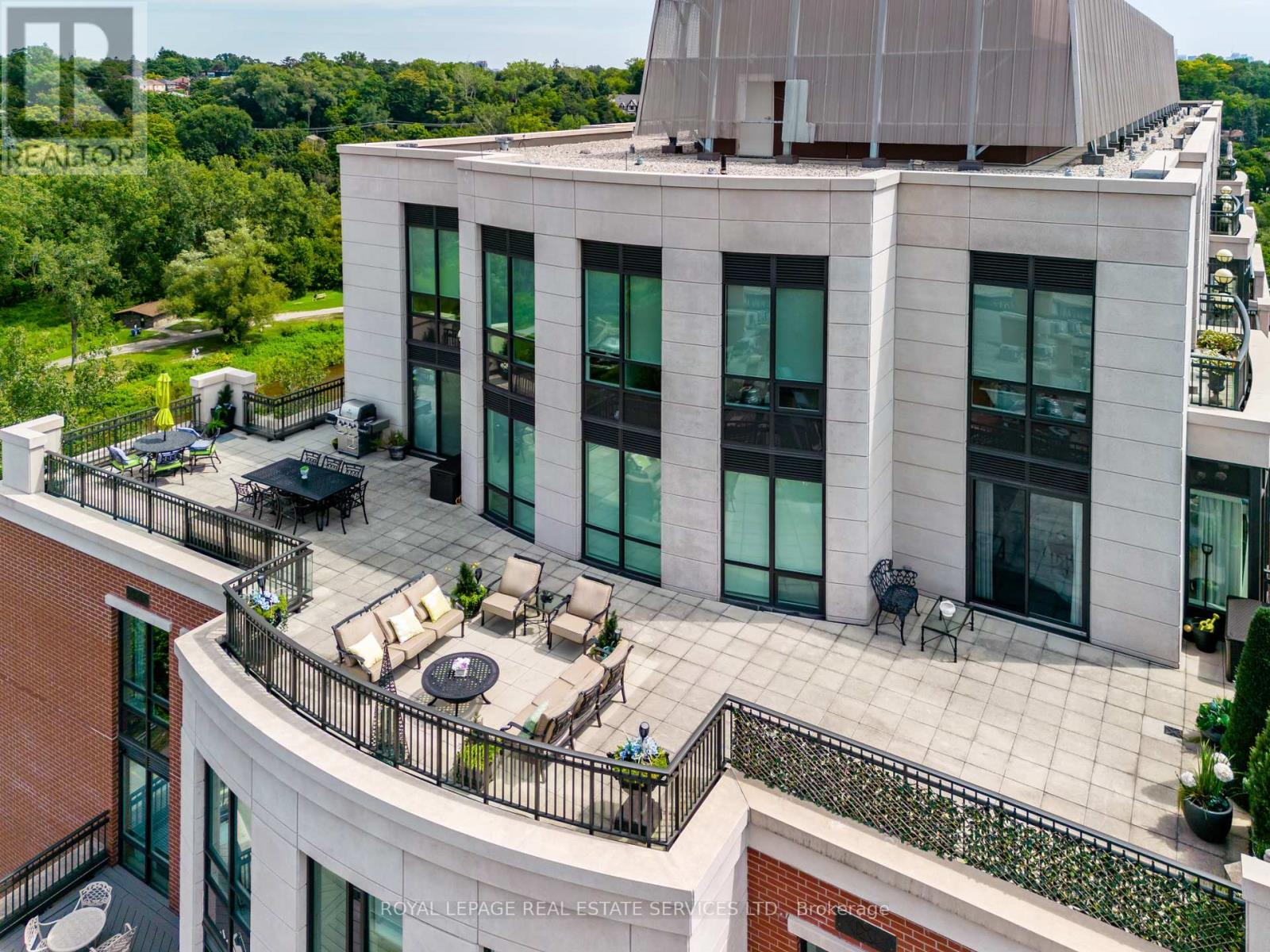 1002 - 30 OLD MILL ROAD, Toronto, Ontario