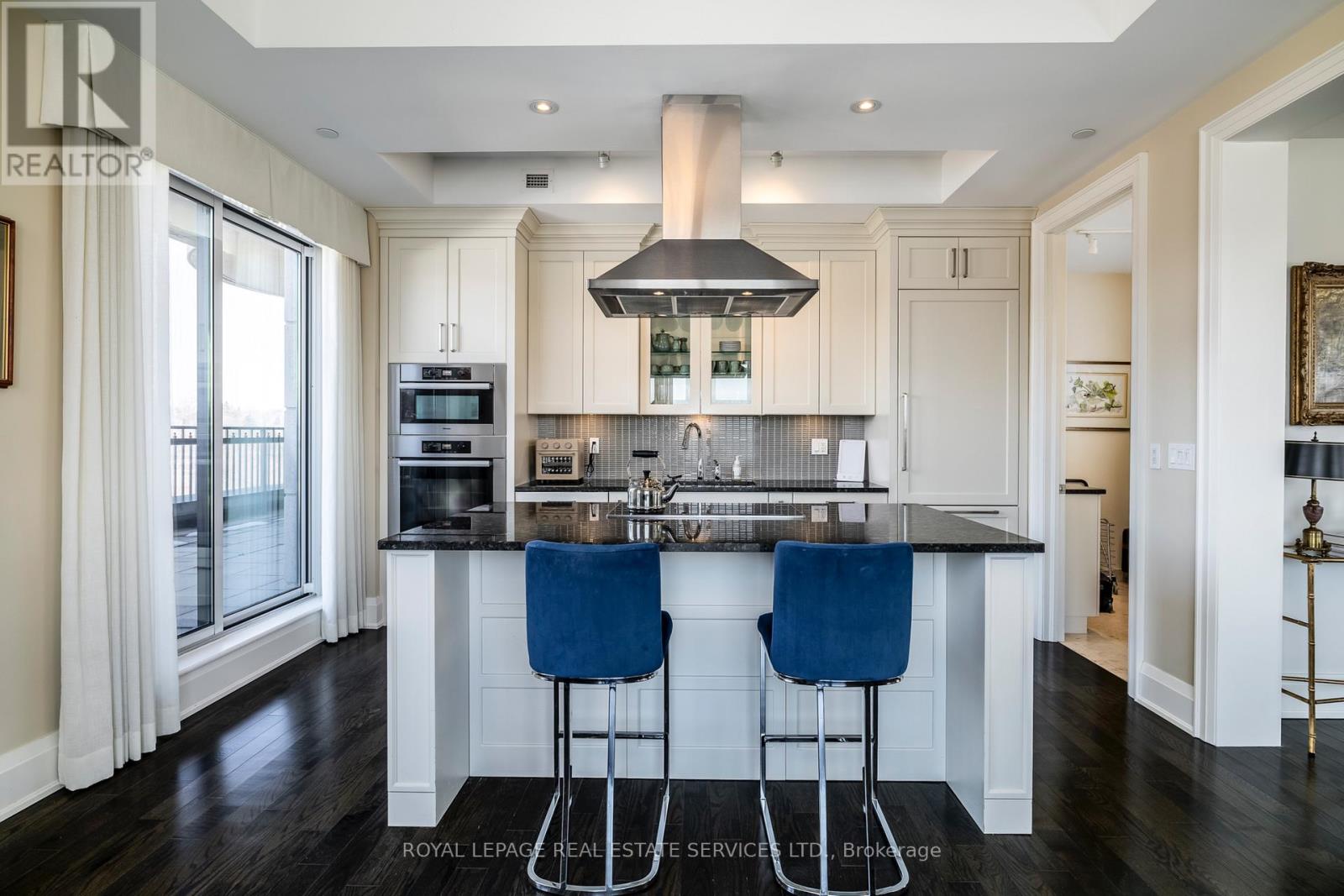 1002 - 30 Old Mill Road, Toronto, Ontario  M8X 0A5 - Photo 15 - W12909594