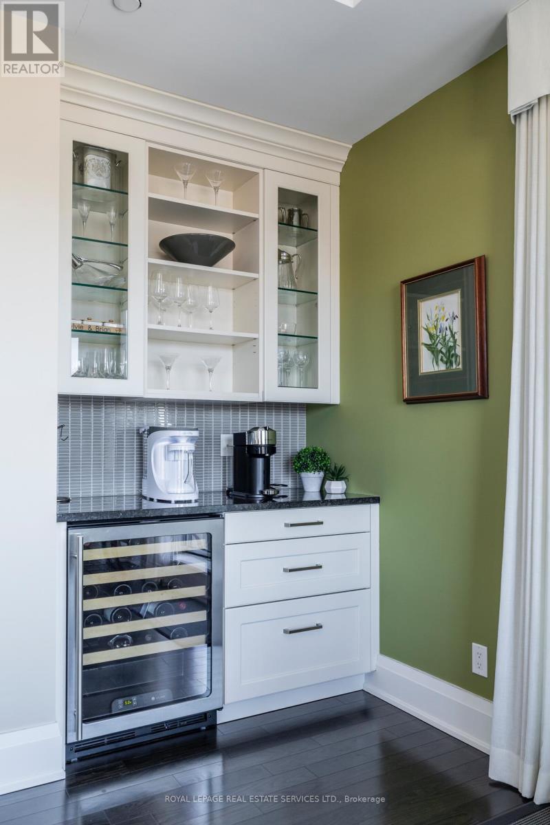 1002 - 30 Old Mill Road, Toronto, Ontario  M8X 0A5 - Photo 19 - W12909594