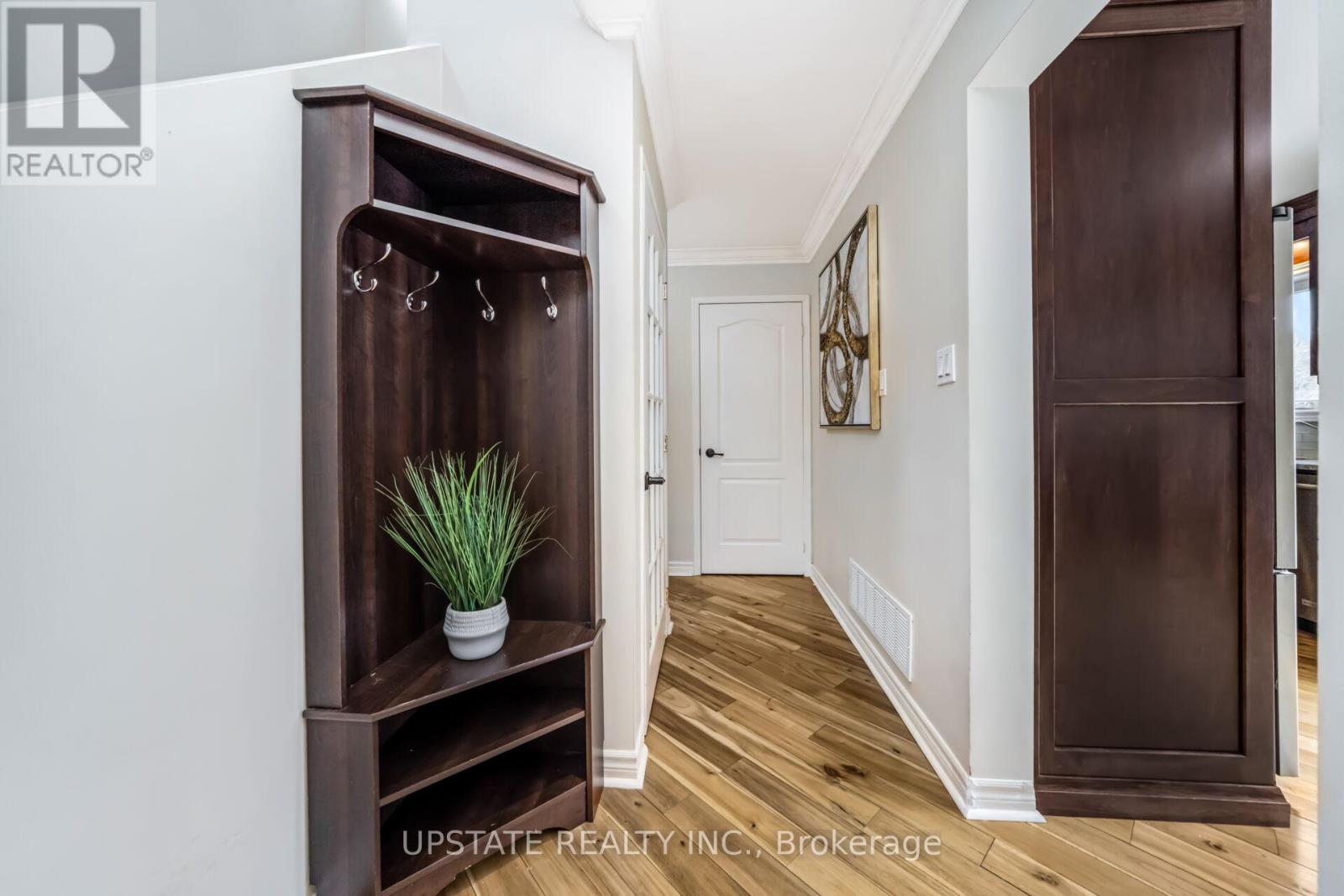 7 Birchway Place, Halton Hills, Ontario  L7J 2X4 - Photo 13 - W12909638