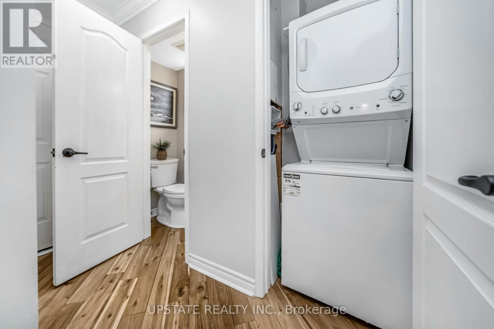 7 Birchway Place, Halton Hills, Ontario  L7J 2X4 - Photo 14 - W12909638