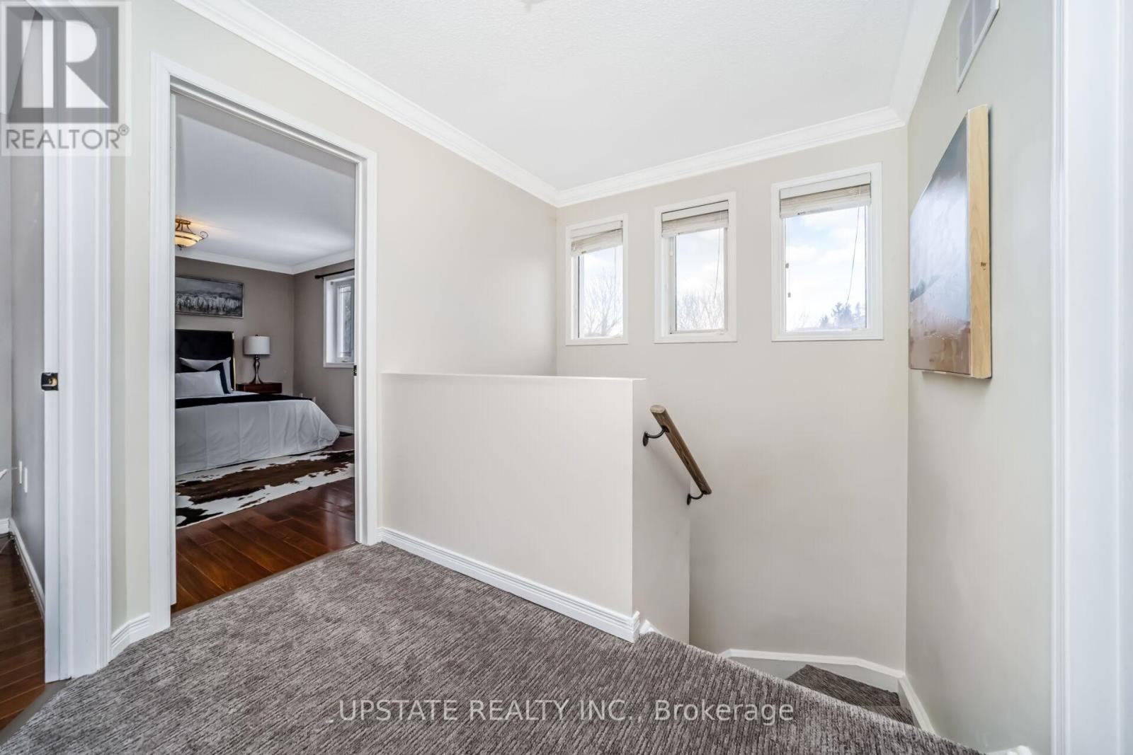 7 Birchway Place, Halton Hills, Ontario  L7J 2X4 - Photo 17 - W12909638