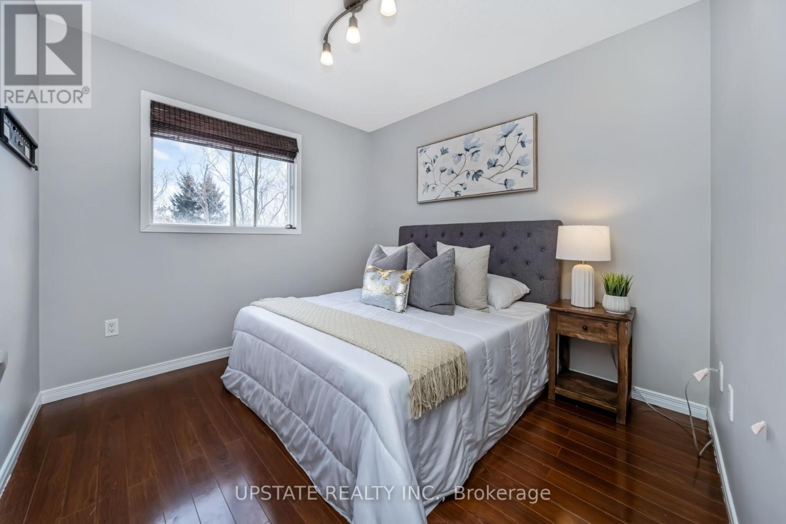 7 Birchway Place, Halton Hills, Ontario  L7J 2X4 - Photo 23 - W12909638