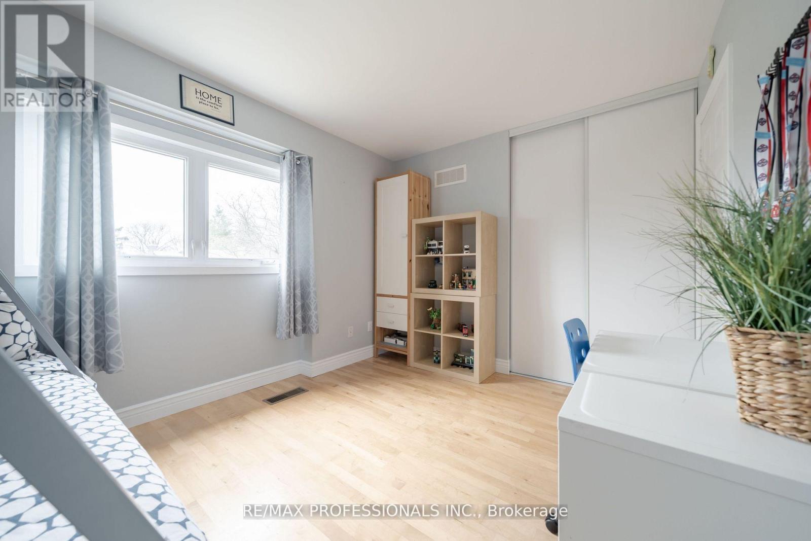 4199 Gayling Gardens, Mississauga (Erin Mills), Ontario  L5L 1Z8 - Photo 20 - W12909642