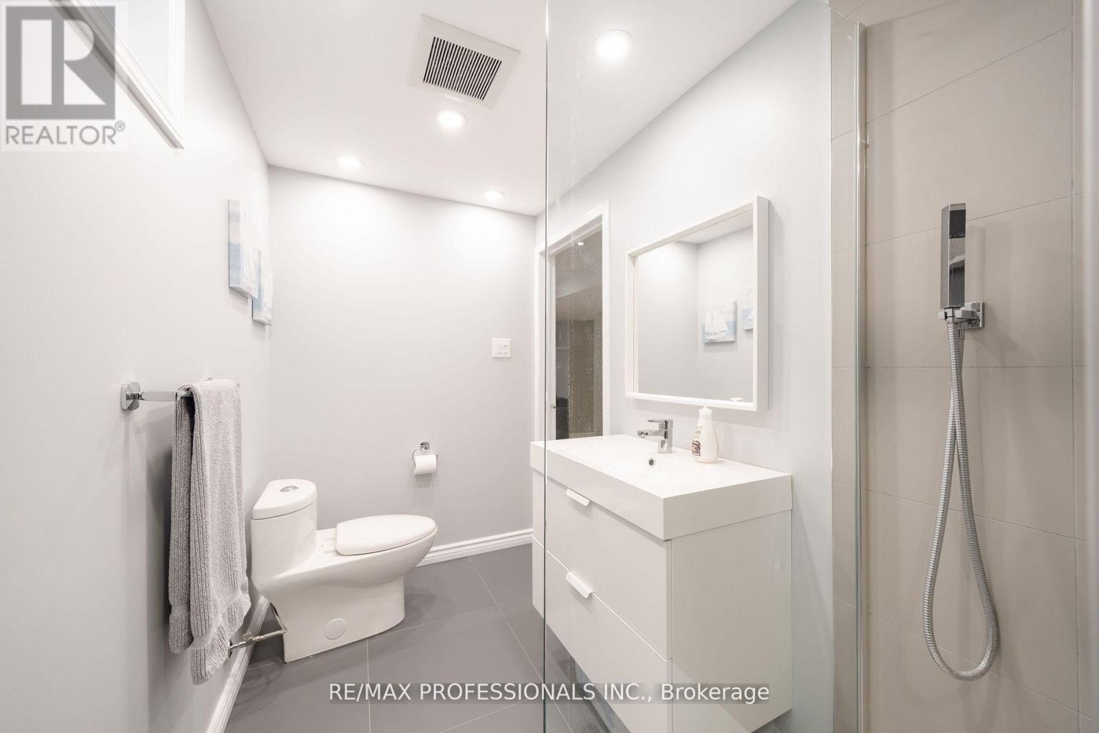 4199 Gayling Gardens, Mississauga (Erin Mills), Ontario  L5L 1Z8 - Photo 30 - W12909642