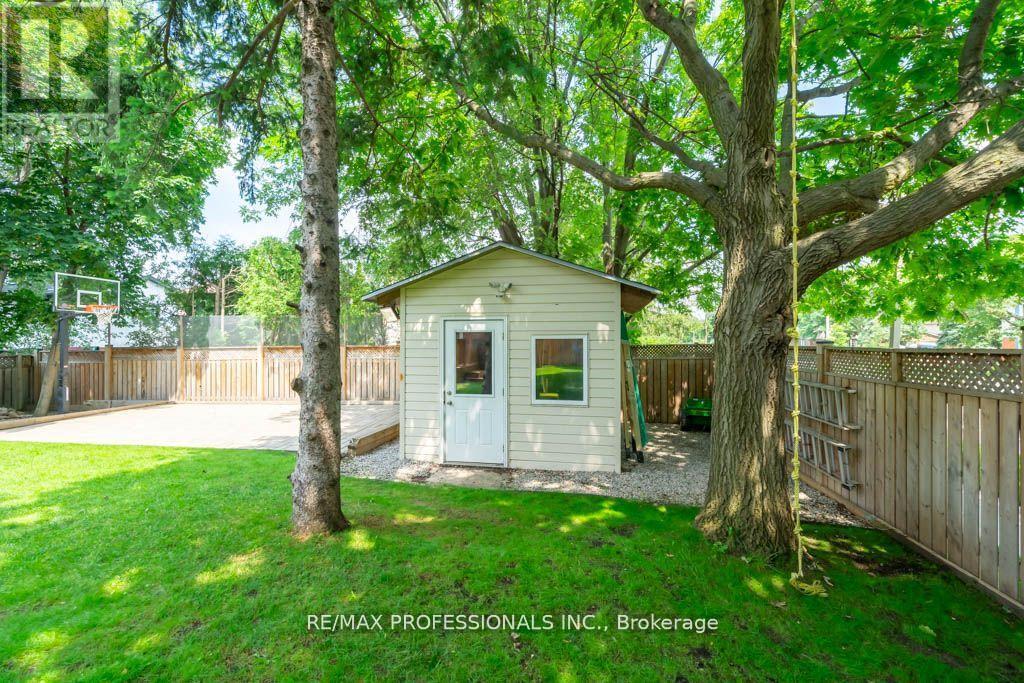 4199 Gayling Gardens, Mississauga (Erin Mills), Ontario  L5L 1Z8 - Photo 36 - W12909642