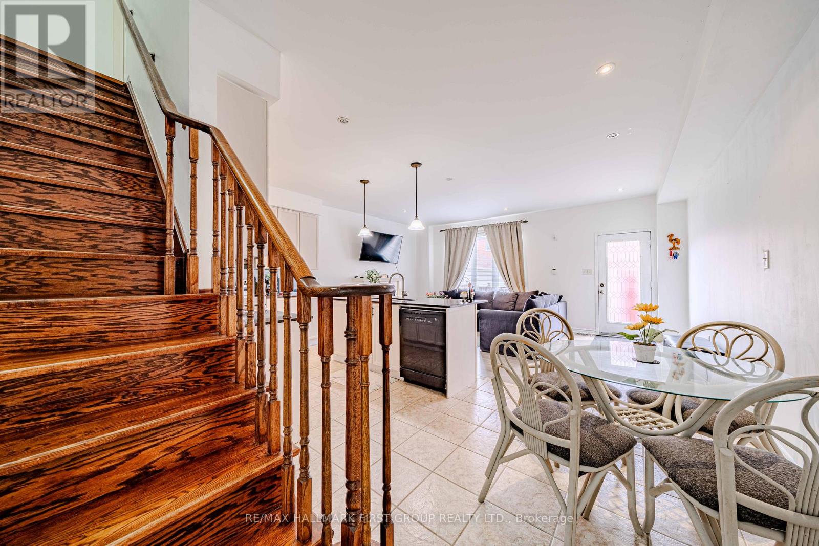 19 Kidd Terrace, Toronto (York University Heights), Ontario  M3J 3S9 - Photo 12 - W12909660