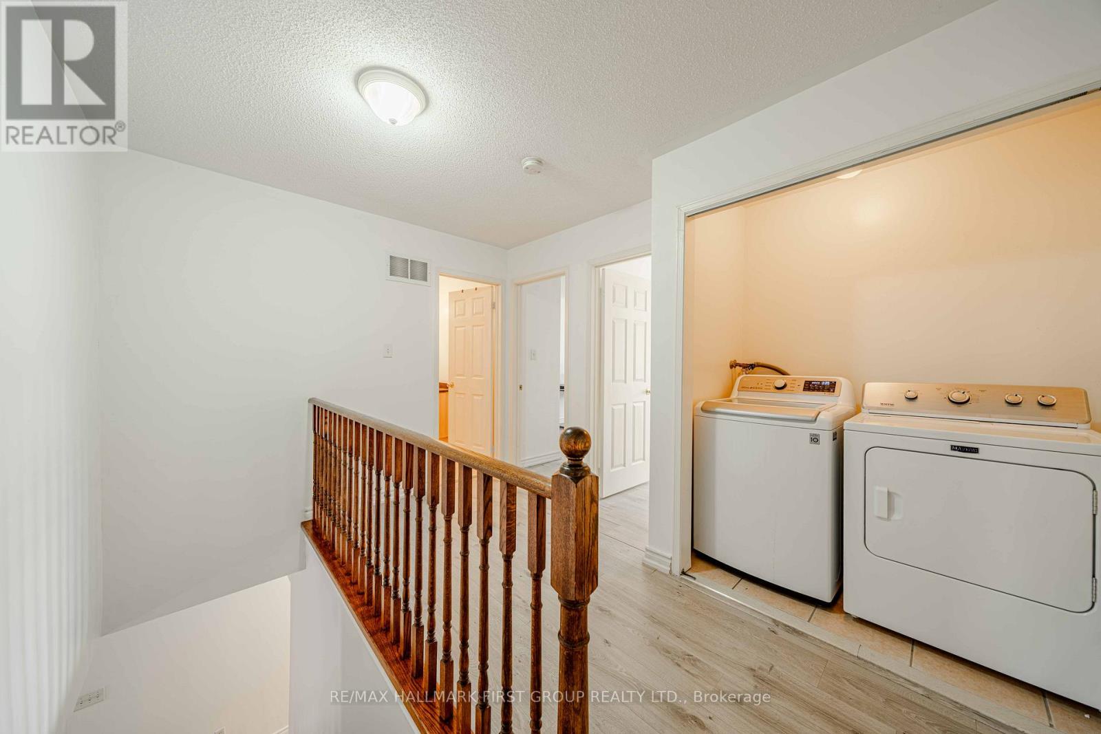 19 Kidd Terrace, Toronto (York University Heights), Ontario  M3J 3S9 - Photo 43 - W12909660