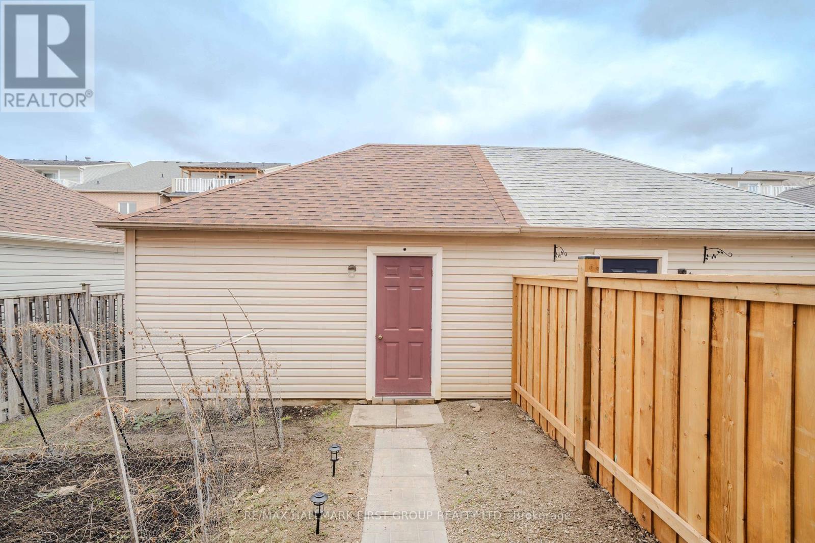 19 Kidd Terrace, Toronto (York University Heights), Ontario  M3J 3S9 - Photo 45 - W12909660