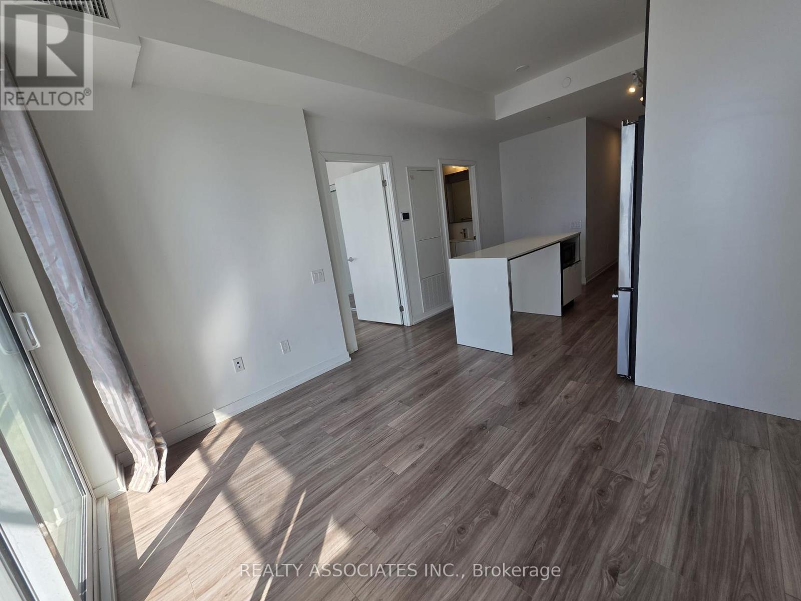 3112 - 4065 Confederation Parkway, Mississauga (City Centre), Ontario  L5B 0L4 - Photo 7 - W12909666