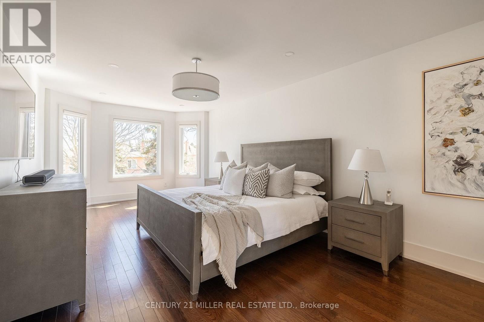 1036 Masters Green, Oakville, Ontario  L6M 2N7 - Photo 17 - W12909686