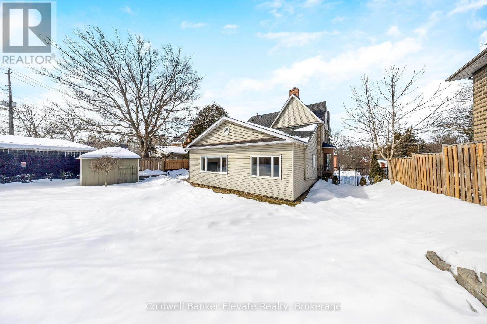 6 Queen Street, Halton Hills (Georgetown), Ontario  L7G 2E4 - Photo 44 - W12909692