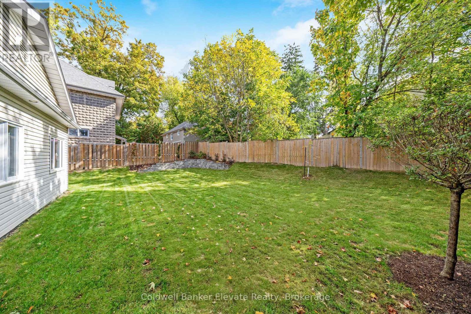 6 Queen Street, Halton Hills (Georgetown), Ontario  L7G 2E4 - Photo 49 - W12909692