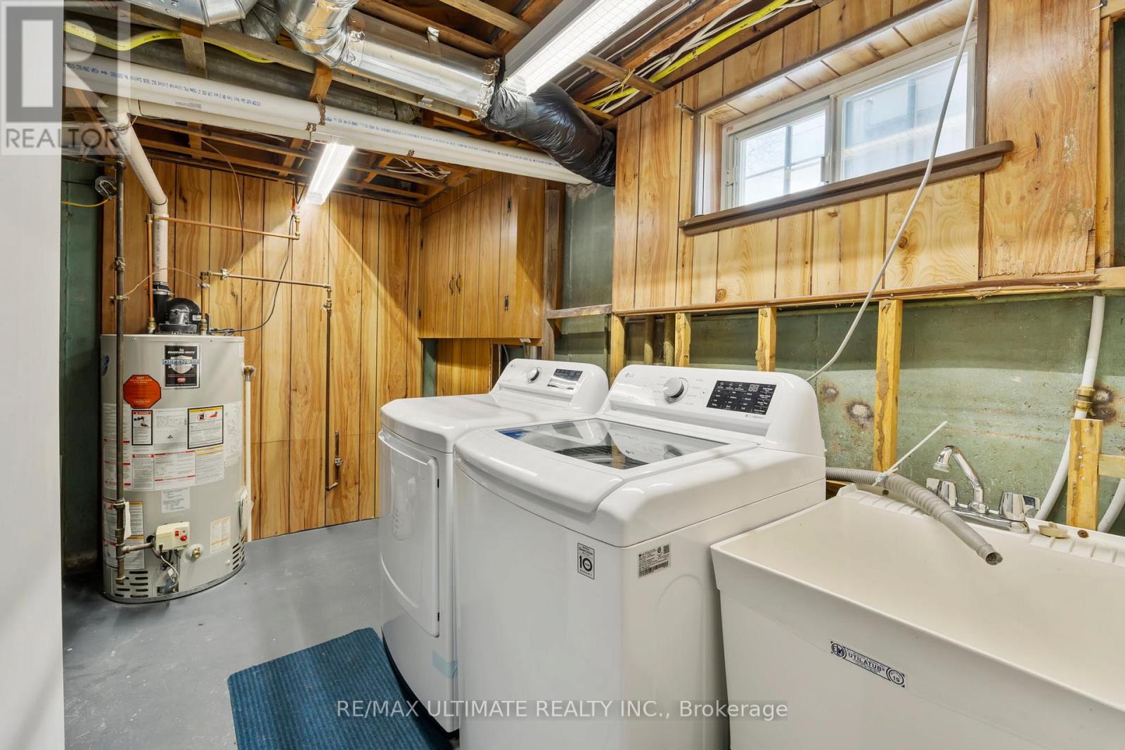 38 Clearbrooke Circle, Toronto, Ontario  M9W 2E4 - Photo 12 - W12909726