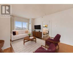 902 - 810 SCOLLARD COURT, Mississauga, Ontario