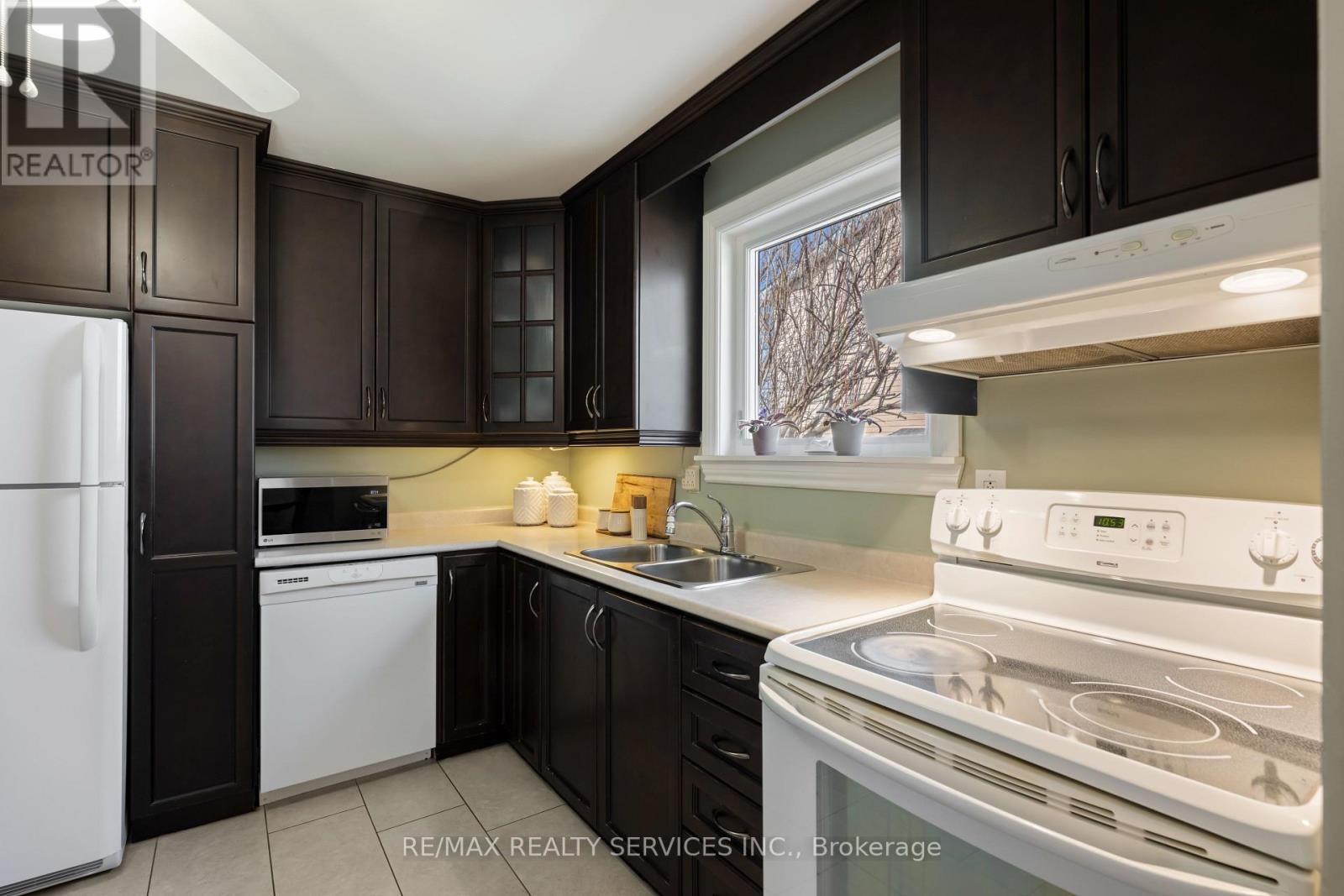 6 Glenridge Road, Brampton, Ontario  L6S 1N3 - Photo 23 - W12909752