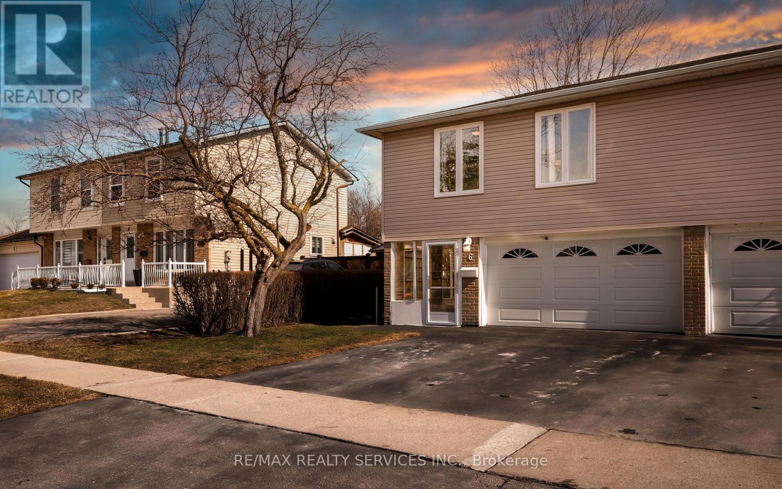 6 Glenridge Road, Brampton, Ontario  L6S 1N3 - Photo 4 - W12909752