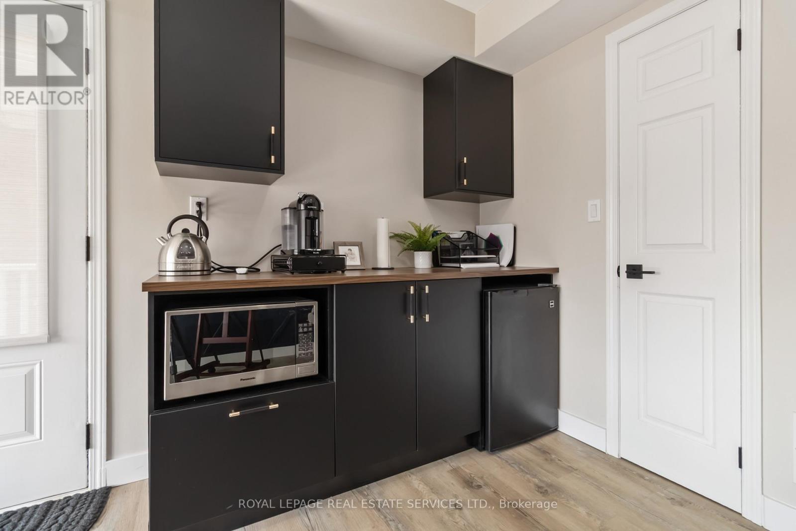 3153 Walkers Line, Burlington, Ontario  L7M 0E1 - Photo 12 - W12909758