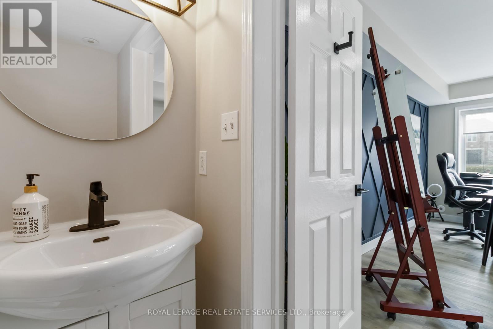 3153 Walkers Line, Burlington, Ontario  L7M 0E1 - Photo 15 - W12909758