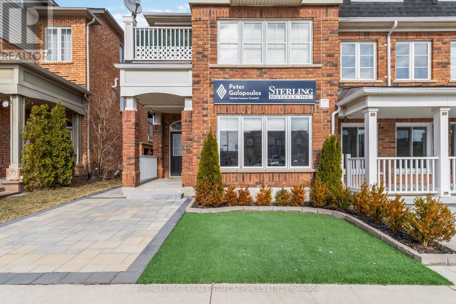 3153 Walkers Line, Burlington, Ontario  L7M 0E1 - Photo 4 - W12909758