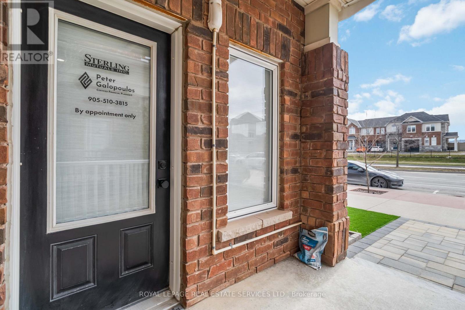 3153 Walkers Line, Burlington, Ontario  L7M 0E1 - Photo 6 - W12909758