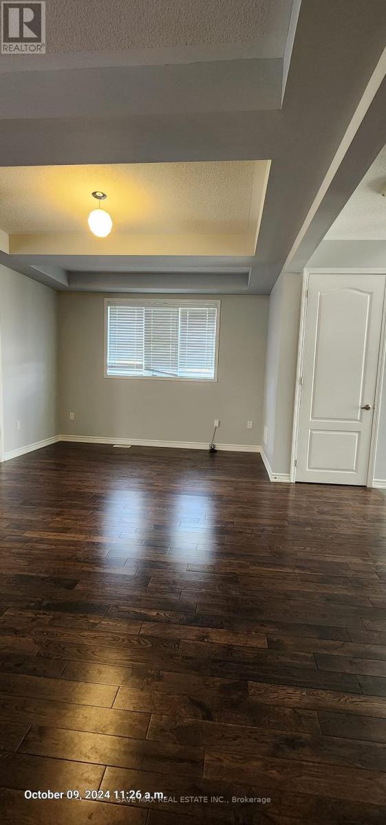 64 Enford Crescent, Brampton, Ontario  L7A 5A7 - Photo 4 - W12909774