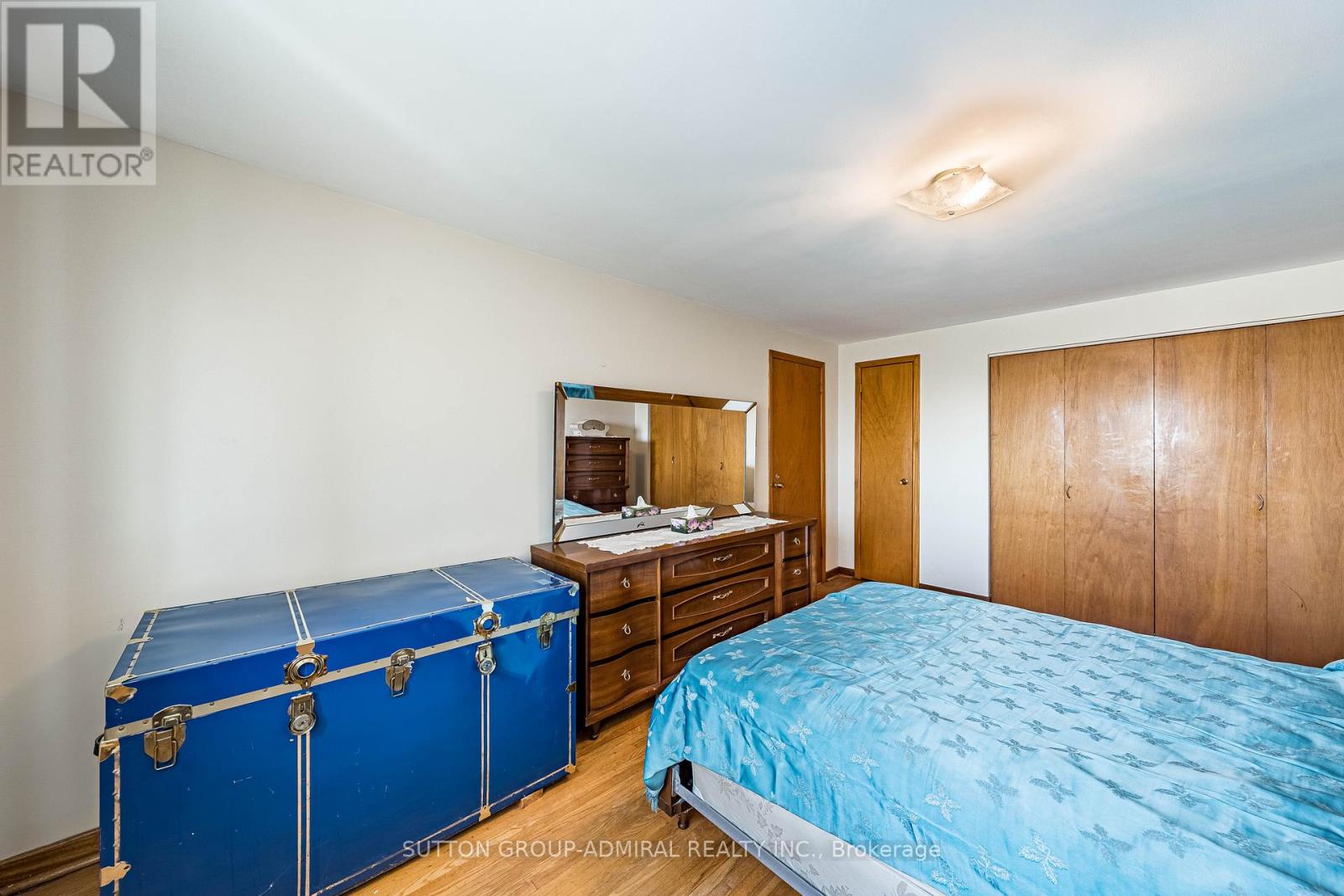 92 Redgrave Drive, Toronto, Ontario  M9R 3V3 - Photo 14 - W12909776