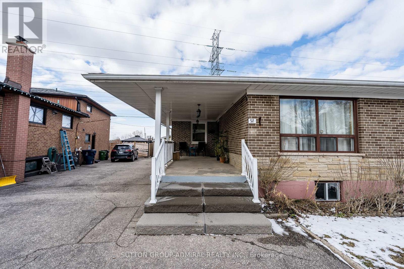 92 Redgrave Drive, Toronto, Ontario  M9R 3V3 - Photo 40 - W12909776