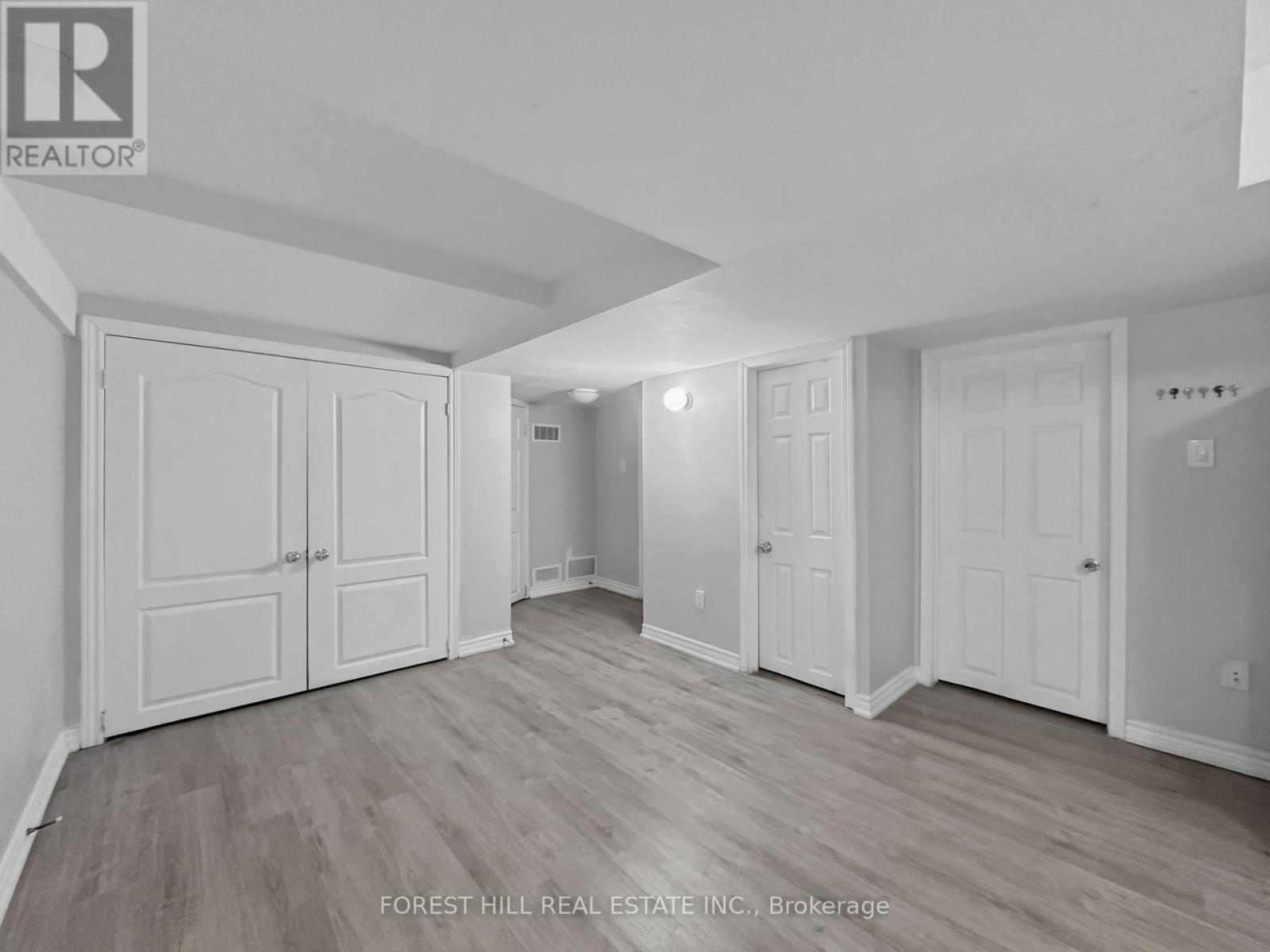 Bsmt - 51 Hadfield Circle, Brampton (Sandringham-Wellington), Ontario  L6R 0N6 - Photo 12 - W12909800