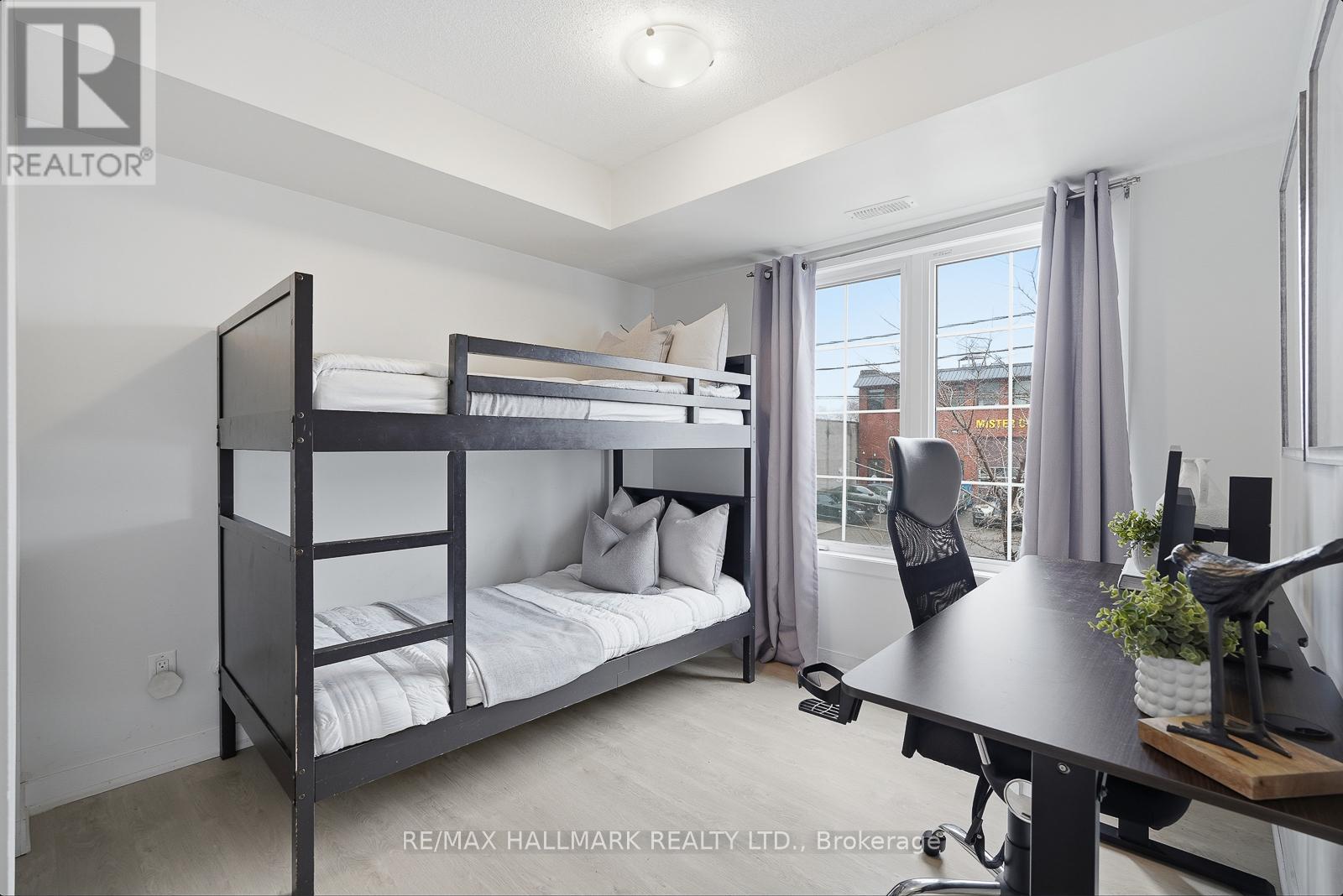 2 - 9 Forbes Avenue, Toronto, Ontario  M6M 0B5 - Photo 21 - W12909804