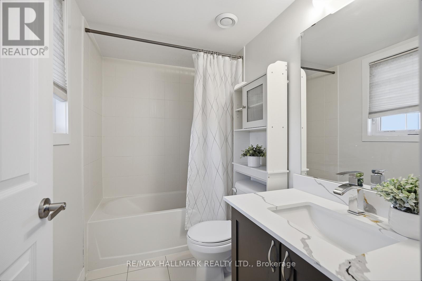 2 - 9 Forbes Avenue, Toronto, Ontario  M6M 0B5 - Photo 30 - W12909804