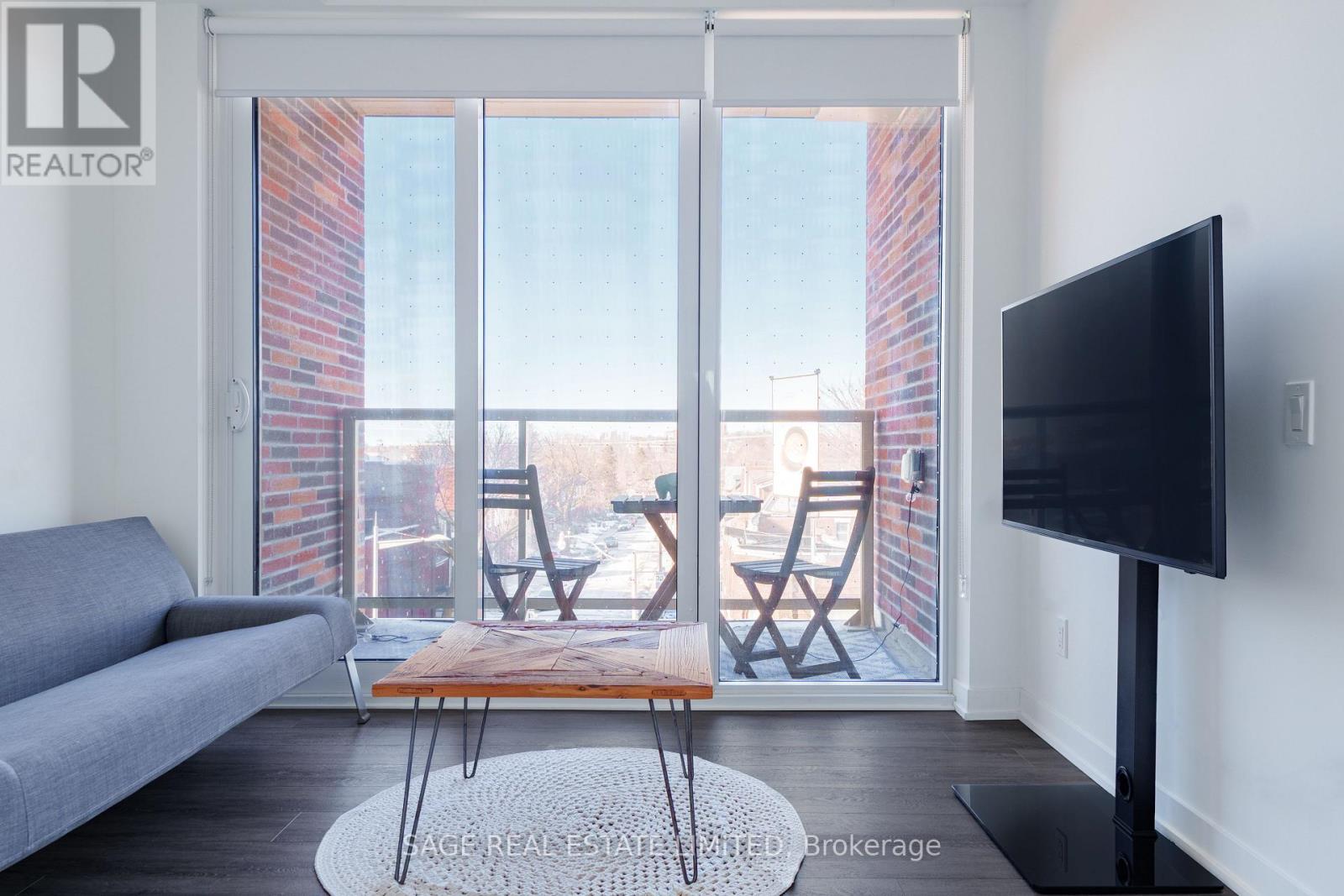 422 - 1787 St Clair Avenue W, Toronto (Weston-Pellam Park), Ontario  M6N 0B7 - Photo 10 - W12909824