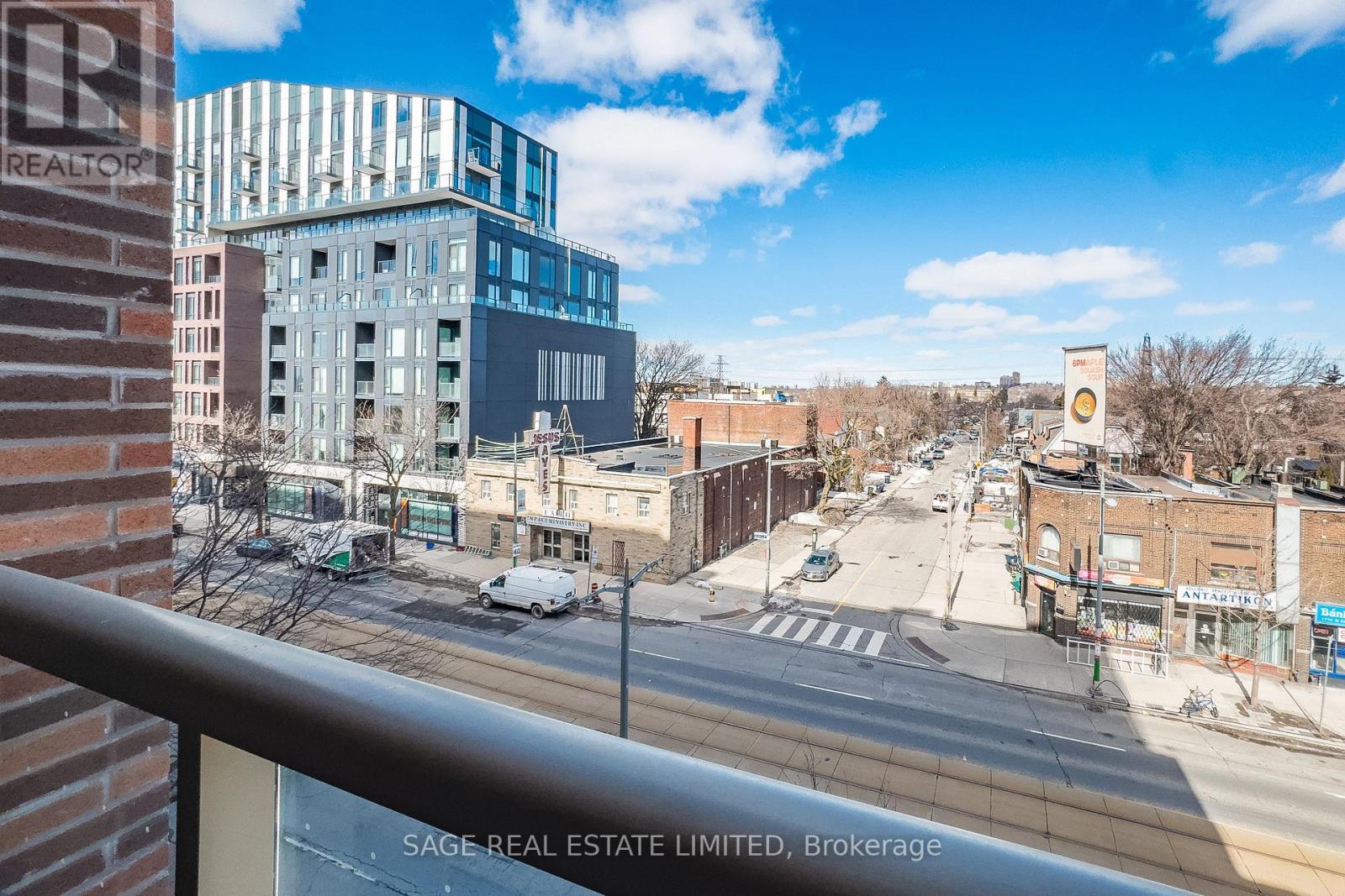 422 - 1787 St Clair Avenue W, Toronto (Weston-Pellam Park), Ontario  M6N 0B7 - Photo 12 - W12909824