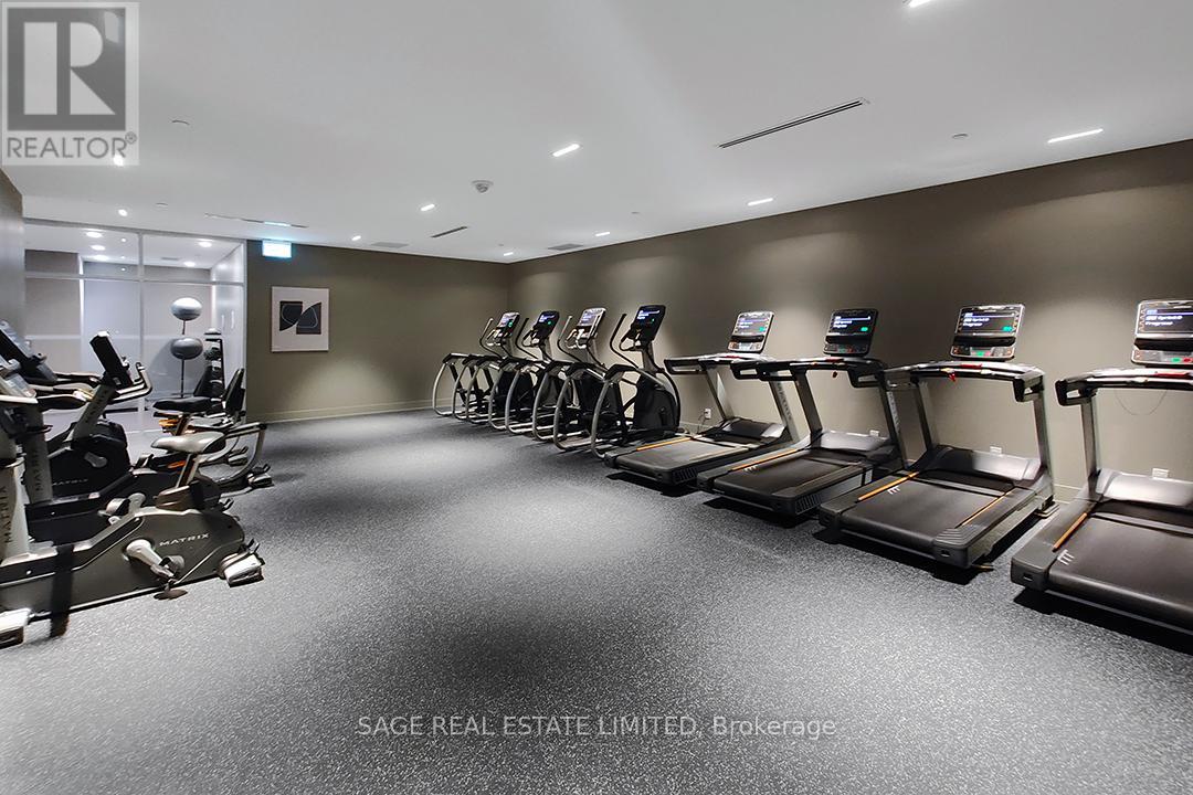 422 - 1787 St Clair Avenue W, Toronto (Weston-Pellam Park), Ontario  M6N 0B7 - Photo 18 - W12909824