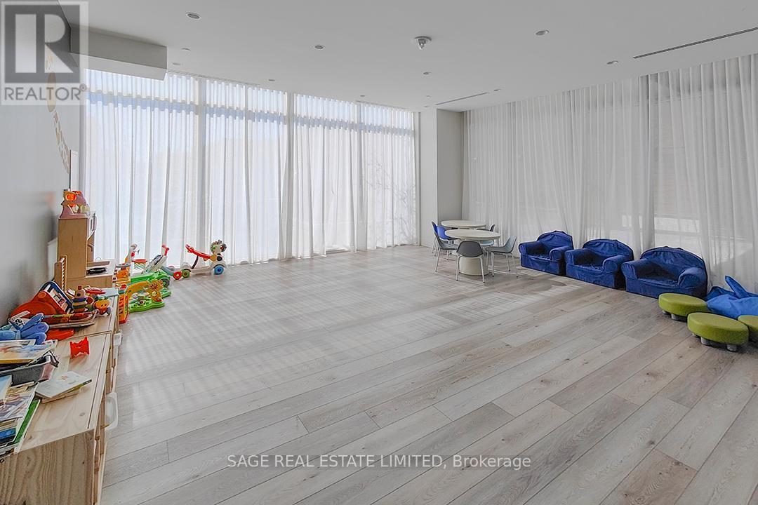 422 - 1787 St Clair Avenue W, Toronto (Weston-Pellam Park), Ontario  M6N 0B7 - Photo 21 - W12909824