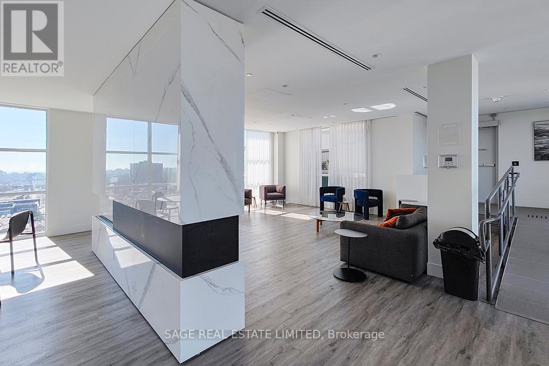 422 - 1787 St Clair Avenue W, Toronto (Weston-Pellam Park), Ontario  M6N 0B7 - Photo 28 - W12909824