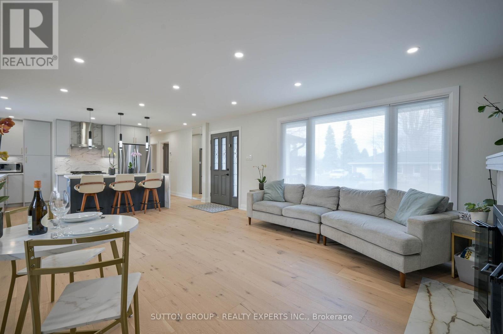 1484 Moss Glen Road, Burlington, Ontario  L7P 2C3 - Photo 18 - W12909884