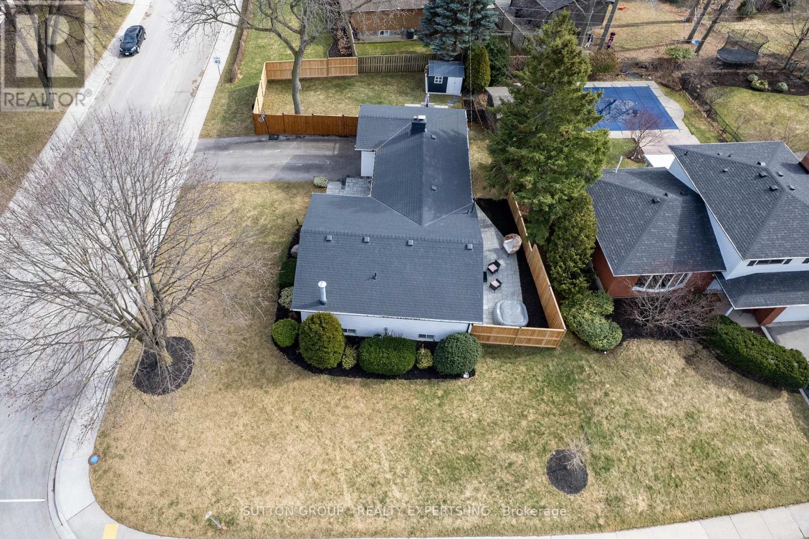 1484 Moss Glen Road, Burlington, Ontario  L7P 2C3 - Photo 44 - W12909884