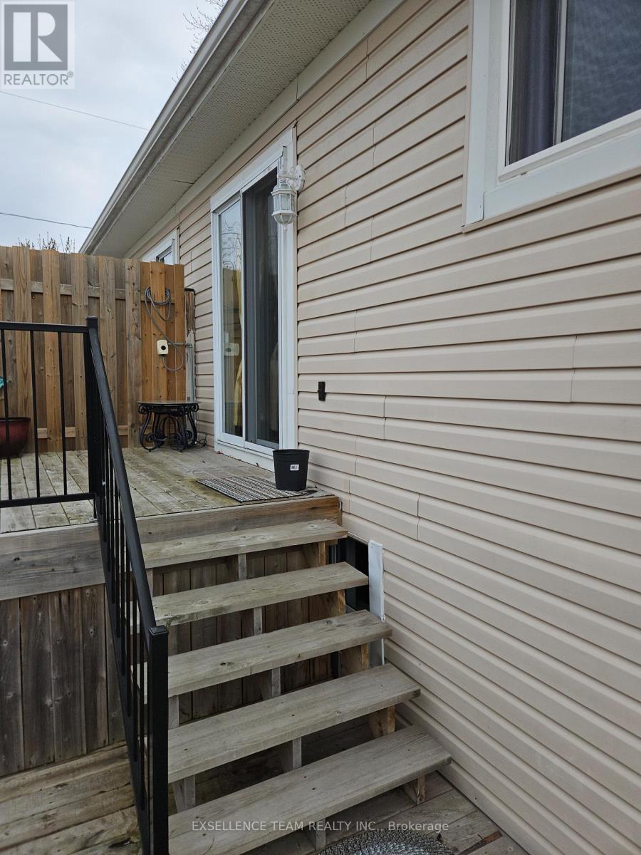 2 Bellamy Street, Cornwall, Ontario  K6J 3K7 - Photo 40 - X12848322